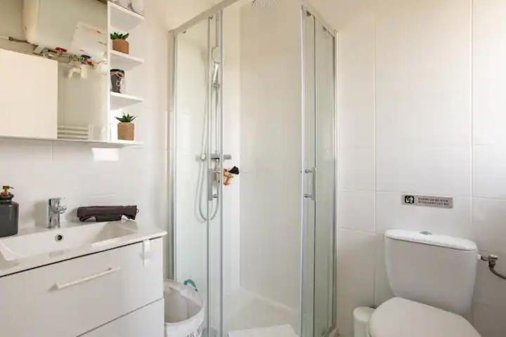 Le Studio Parisien Boissy-Saint-Leger Luaran gambar