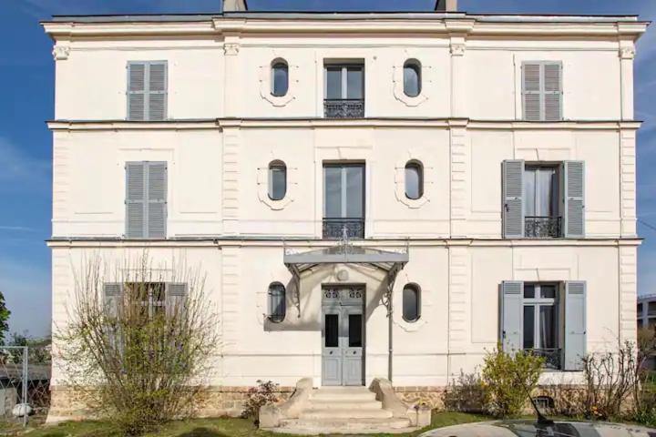 Le Studio Parisien Boissy-Saint-Leger Luaran gambar